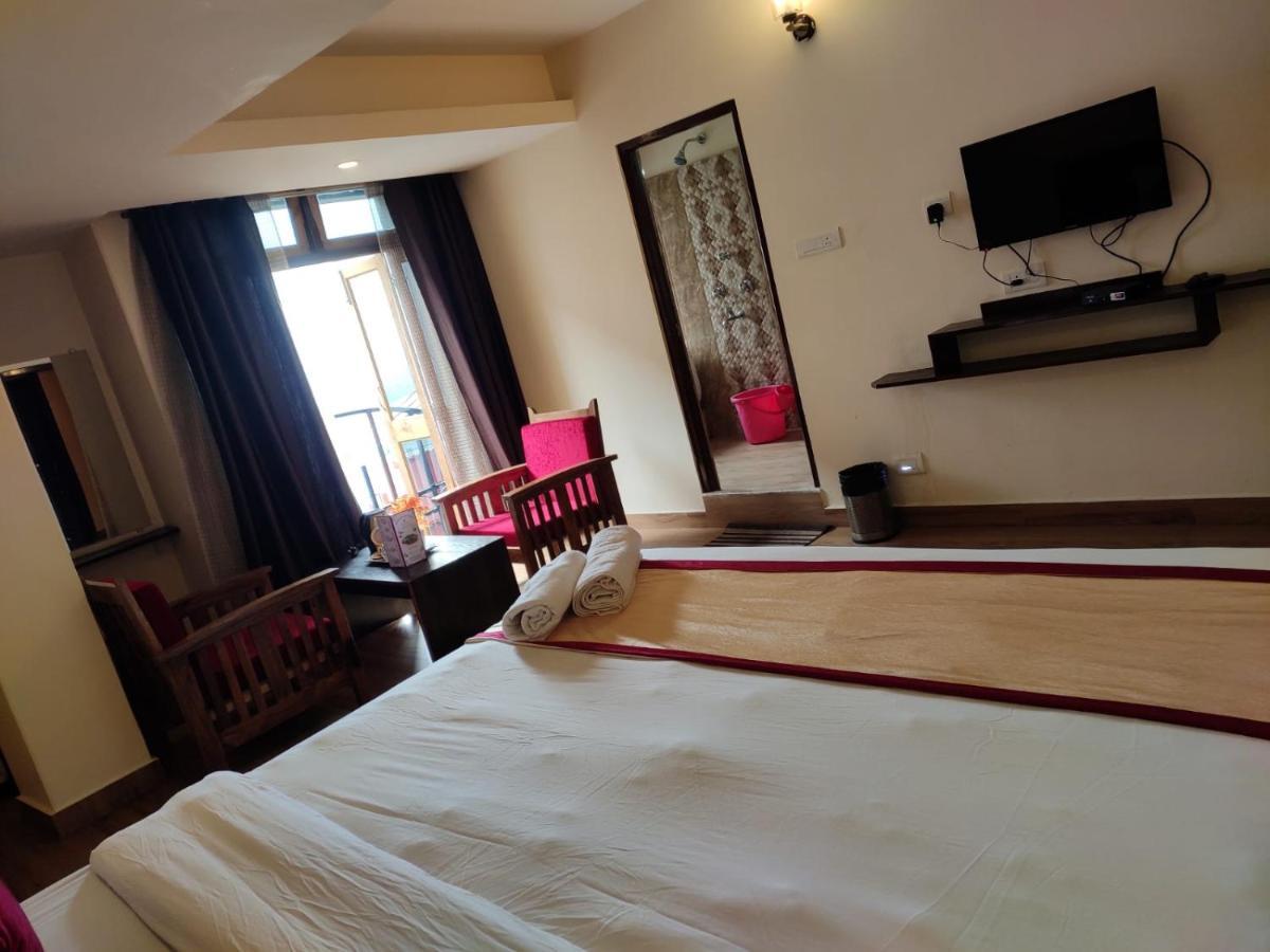 Hotel The Narayani Continental Gangtok Exterior photo