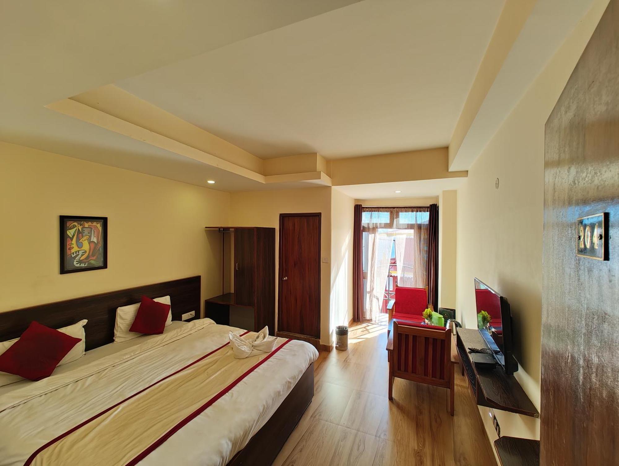 Hotel The Narayani Continental Gangtok Exterior photo