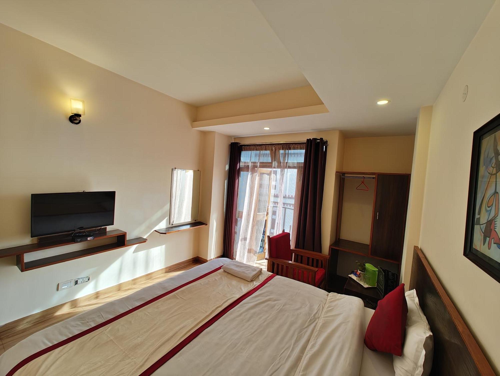 Hotel The Narayani Continental Gangtok Exterior photo