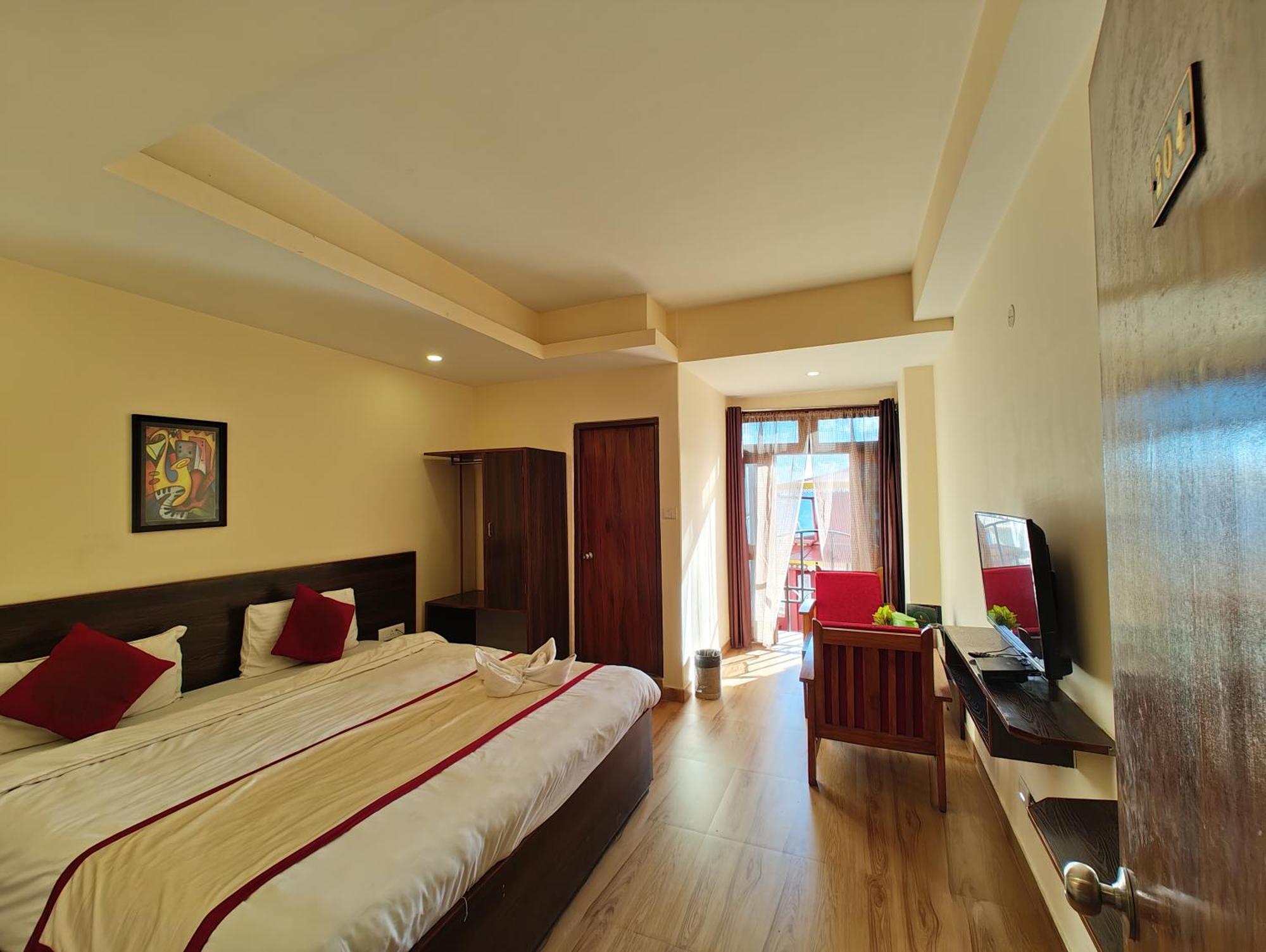 Hotel The Narayani Continental Gangtok Exterior photo